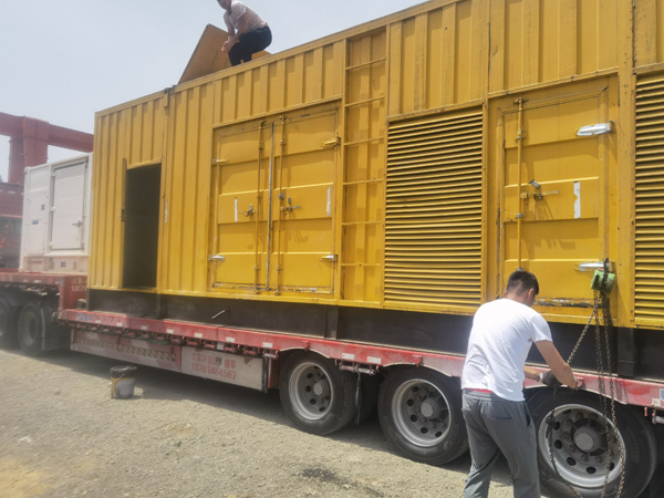 五河除了负载情况和发动机维护，还有哪些因素会影响 200kw 柴油发电机的油耗？