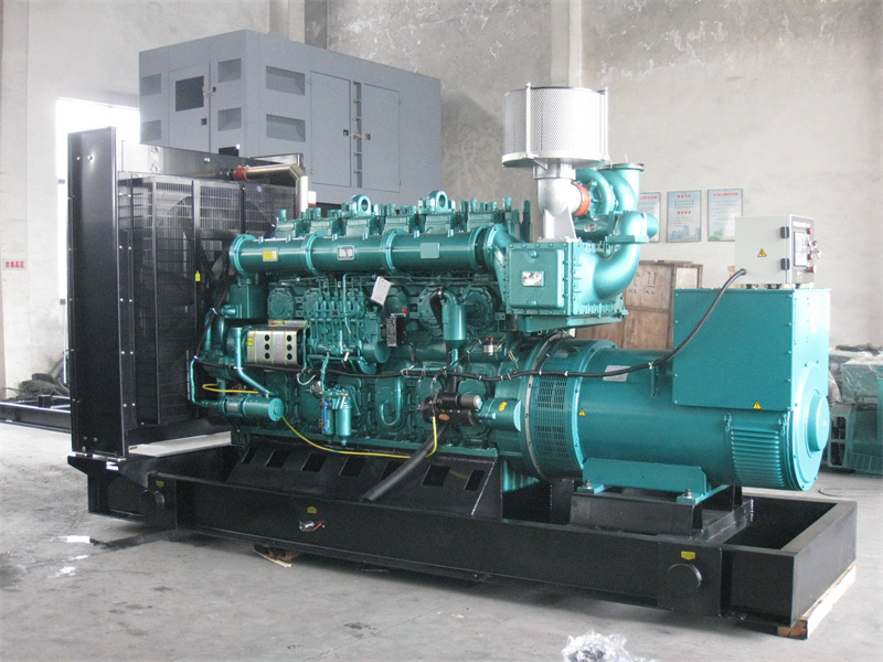 五河200KW 柴油发电机的油耗是多少？