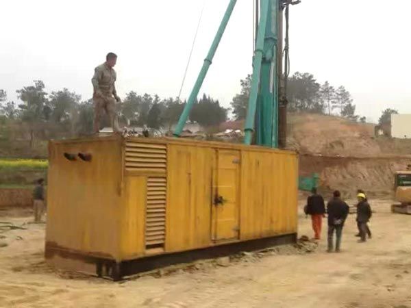 五河如何判断水冷式机油散热器密封件是否需要更换？